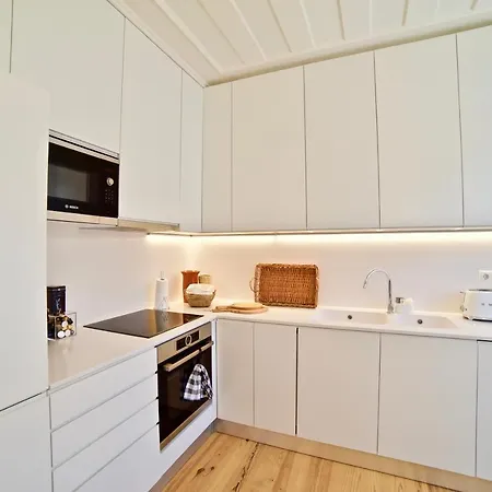 Apartamento Charming - Baixa