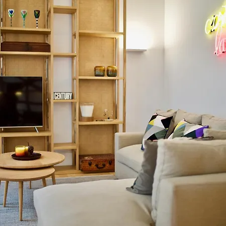 Apartamento Charming - Baixa *